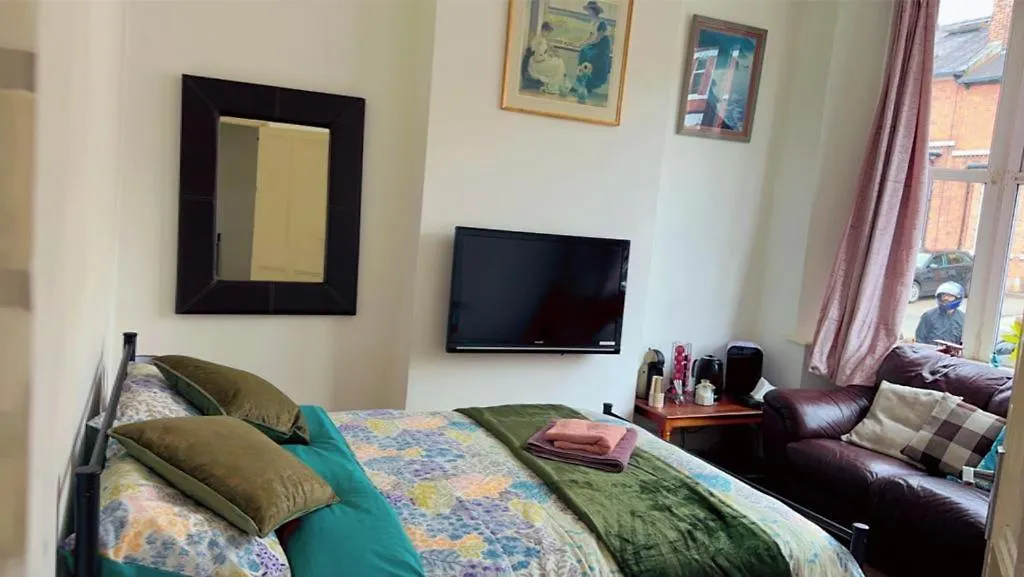 Beautifully Room Altrincham
