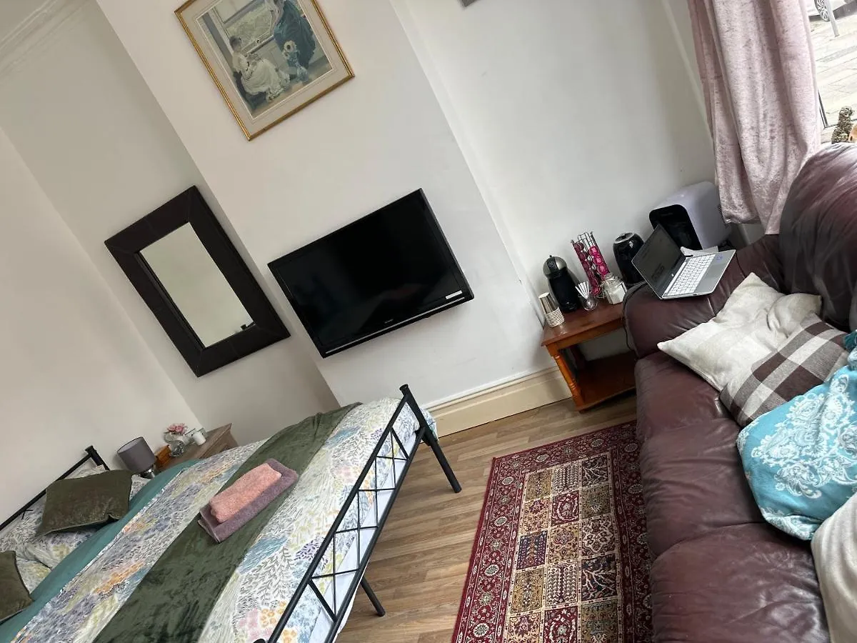 Homestay Beautifully Room Altrincham