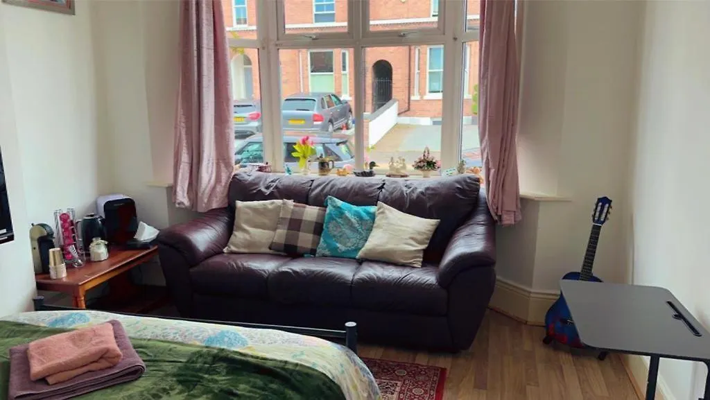 Beautifully Room Altrincham 0*,  United Kingdom